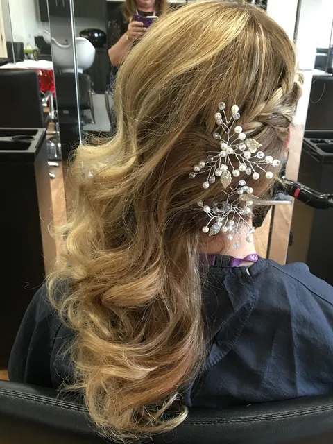 Bridal hair Newbury